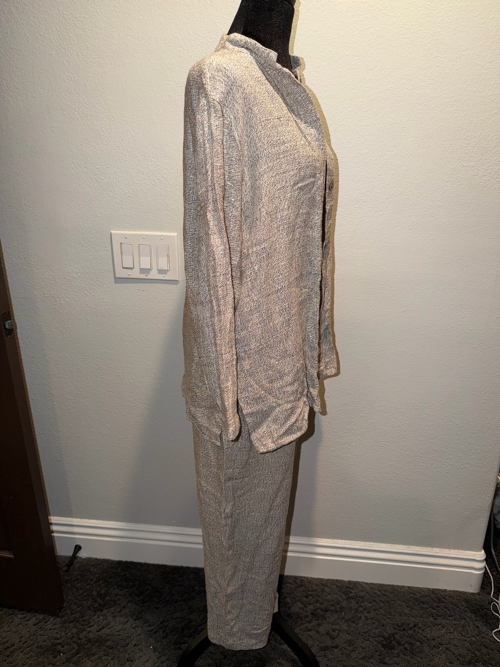 Vintage Stone Gear Neutral Textured Two-Piece Top and Pant Set - Light Beige - Picture 4 of 8